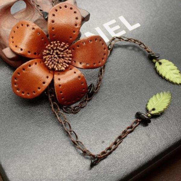 Leather Flower Necklace