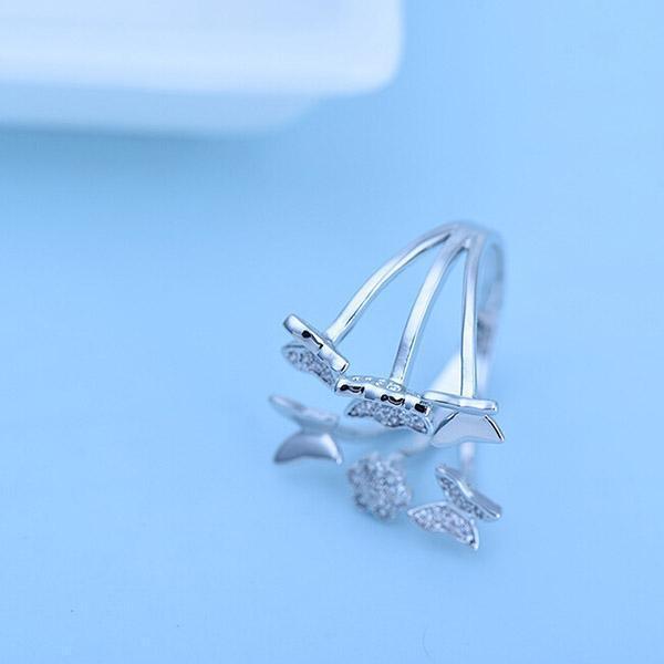 Butterfly ring