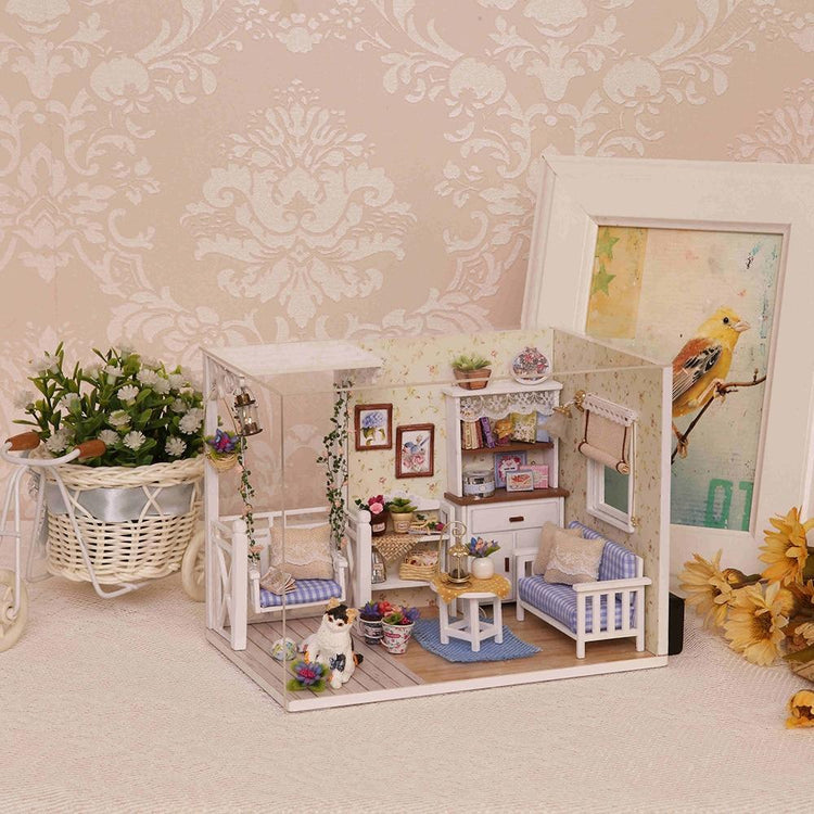 DIY Miniature Dollhouse