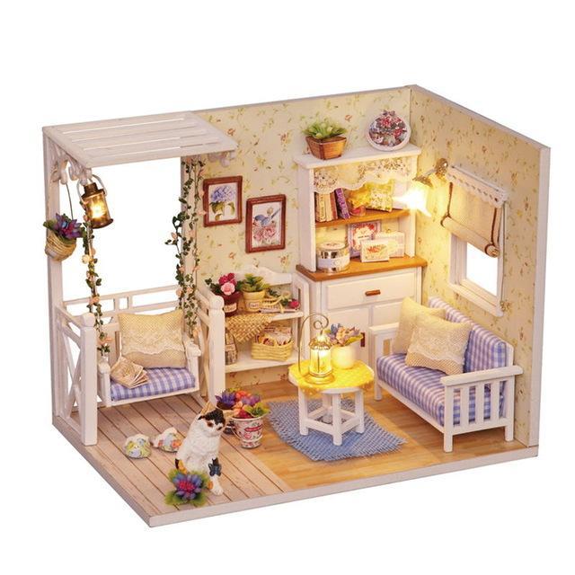 DIY Miniature Dollhouse