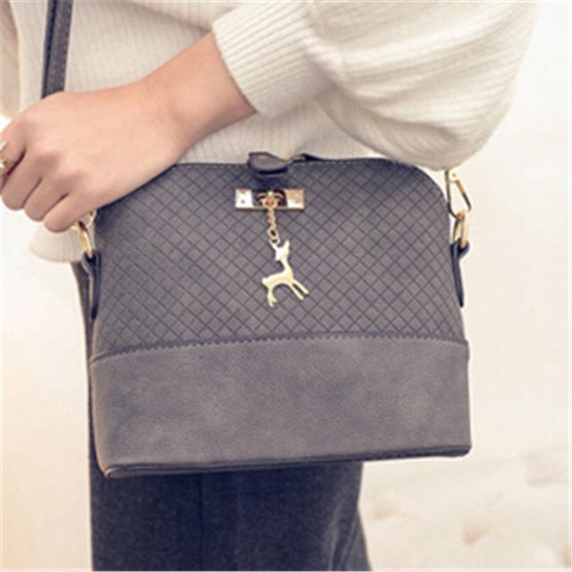 PREMIUM CROSSBODY BAG