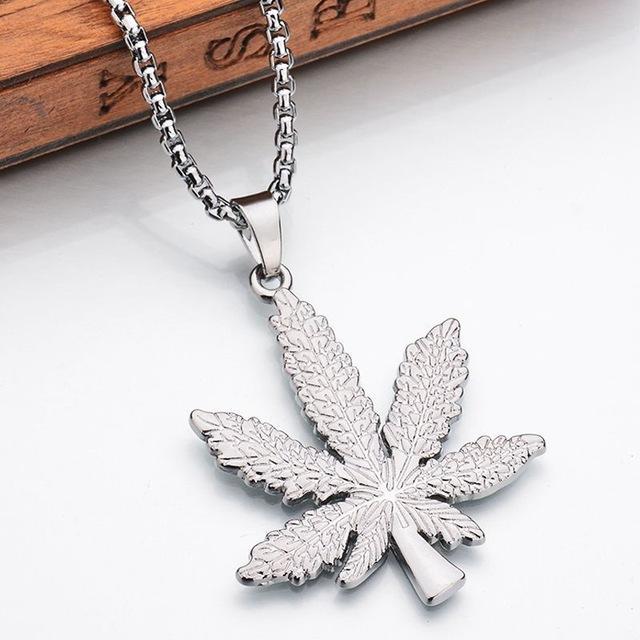 ☘ Premium Gold/Silver Weed Necklace (Limited Edition) ☘