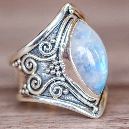 Avery - Bohemian Vintage Silver Ring